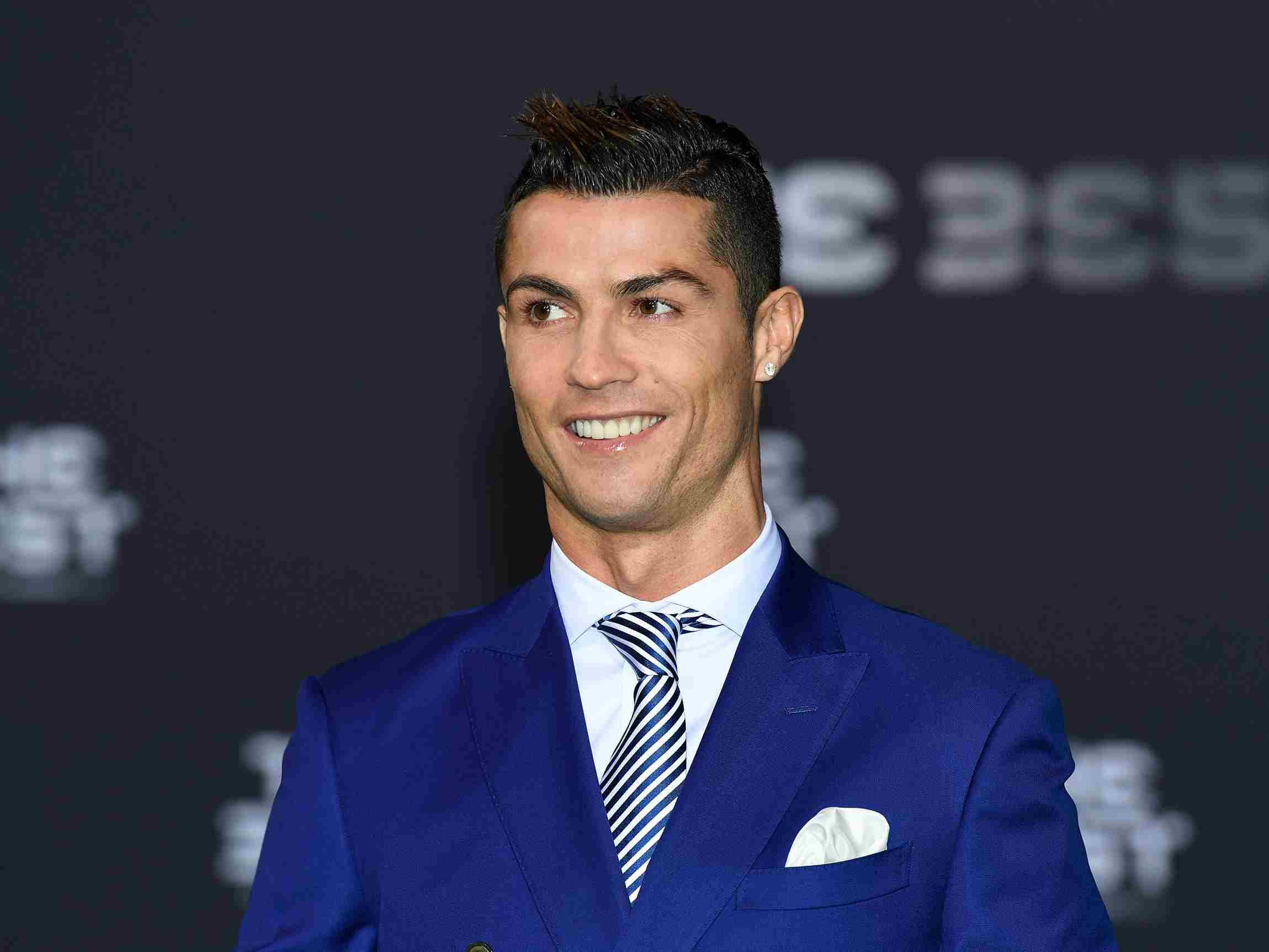 Cristiano Ronaldo - Platform Tamil